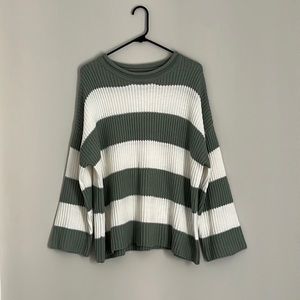 Pink lily size L green and white striped sweater